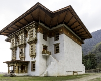 Preghiere al Karma Thegsum Dhechenling Monastery in Khaling Foto N. 6392