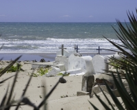 cimitero sulla spiaggia vicino il villaggio di Icaraizinho de Amontada Foto n. 7707