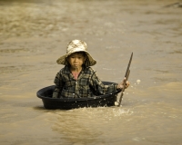 Villaggio flottante di Chong  Kneas sul Lago Tonle Sap Cambogia / Foto n. 0117