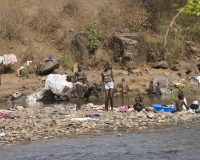 Scene di vita lungo il  fiume Sabat dopo Dima, Foto n. 1475