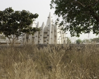 Moschea tipo sudanesein un villaggio dopo la città di WA, Ghana Foto n. 5097