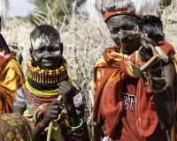 Matrimonio nel Villaggio Neputi  vicino il Lago Turkana Foto n. AOK6118