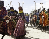 Matrimonio nel Villaggio Neputi  vicino il Lago Turkana Foto n. AOK6141