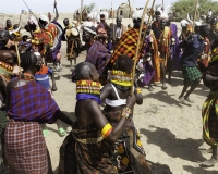 Matrimonio nel villaggio di Neputi vicino Lago Turkana Foto n. AOK6167