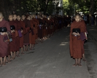 Monaci studenti nel Monastero Bagaya nella città vecchia di Ava o Inwa foto n. AOK7242