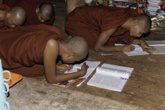 Monasteri e monaci in Myanmar 2012