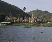 Sito archeologico di THAR GAUNG lungo le rive del Lago InleFoto n. AOK8423