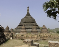 Ratana Pon Ceti Temple in Mrauk U Foto n. AOK9304