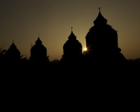 Tramonto tra le Pagode e Templi di Mrauk-U Foto n. AOK9355