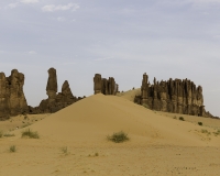 Pinnacoli rocciosi in direzione Oued Archei Foto n. POA0671