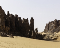 Formazioni di arenaria nell’Altopiano dell’ Ennedi verso Fada Foto n. POA1189