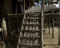 Particolare di una scala per abitazione nel Villaggio di Shore Mae etnia Chin Foto n.AOK9096