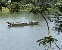 Vita lungo il Fiume dei Profumi ad Hue / Foto n. 0065