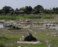 Vita lungo il Fiume Iraddway a Mandalay Foto n. AOK7666