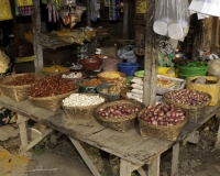 Peperoncino e cipolle al Mercato di Sittwe Foto n. AOK9223