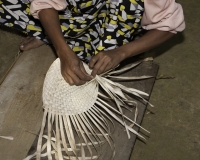 Preparazione ventaglio con la foglia di palma intorno a Sittwe Foto n. AOK9277